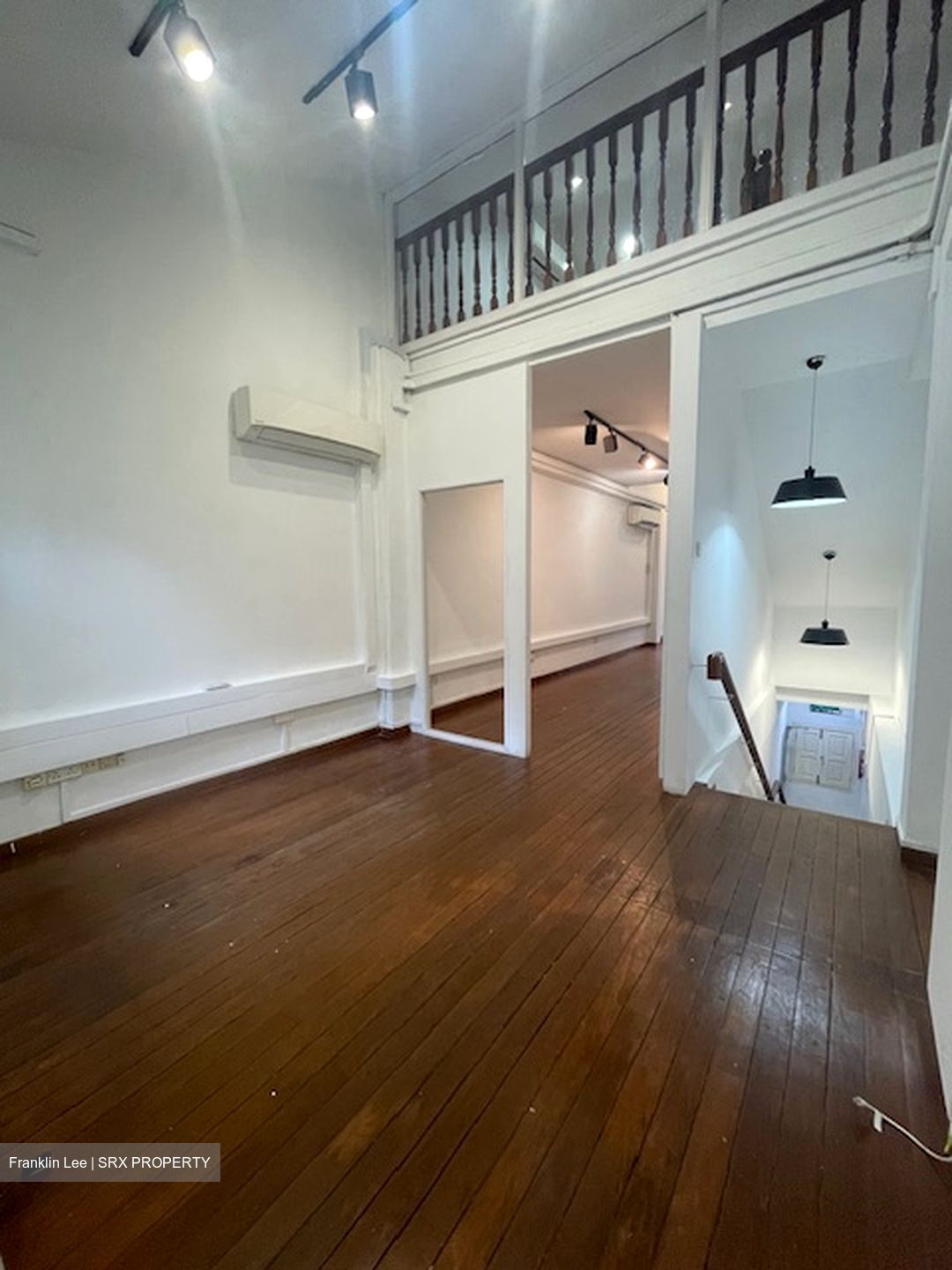 Amoy Street (D1), Office #554623291